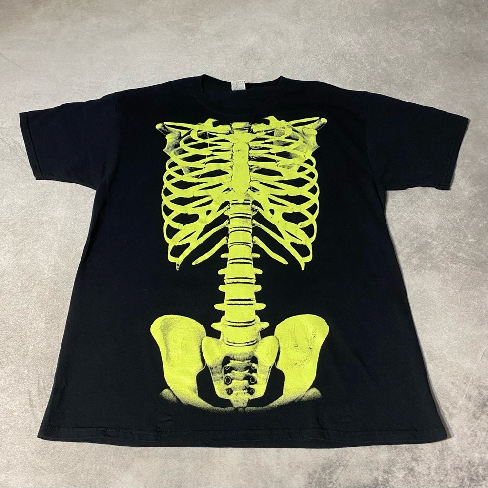 Vintage Halloween Shirt Sz L Black Short Sleeve Skeleton Bones Glow in the Dark